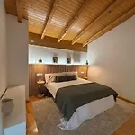 Casa El Jardín Vertical Con 5 Y Un Salón Comedor Villaverde-Penahorada