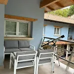Casa El Jardin Vertical Con 5 Y Un Salon Comedor