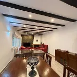 Сasa de vacaciones Casa El Jardín Vertical Con 5 Y Un Salón Comedor *