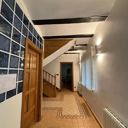 Casa El Jardin Vertical Con 5 Y Un Salon Comedor * Villaverde-Penahorada