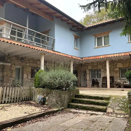 Casa El Jardin Vertical Con 5 Y Un Salon Comedor 펜션 *