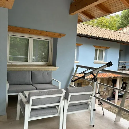 Casa El Jardin Vertical Con 5 Y Un Salon Comedor