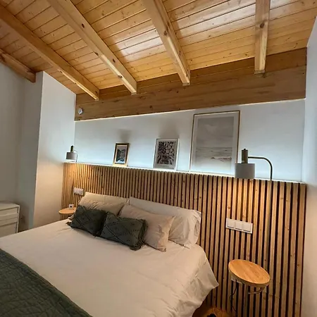 Ferienhaus Casa El Jardin Vertical Con 5 Y Un Salon Comedor