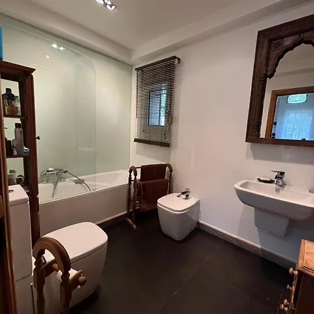 Casa El Jardin Vertical Con 5 Y Un Salon Comedor Ferienhaus