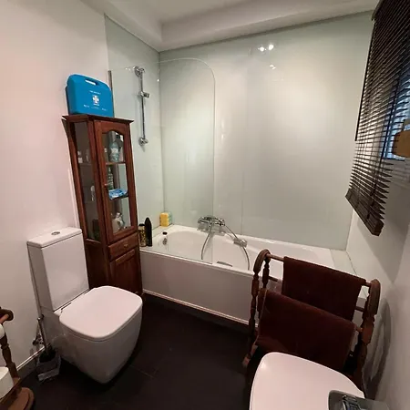 Ferienhaus Casa El Jardin Vertical Con 5 Y Un Salon Comedor