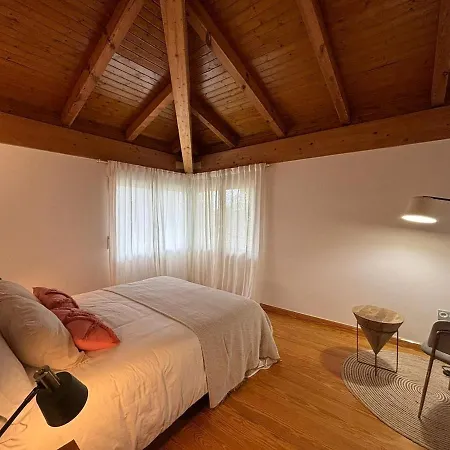 Casa El Jardin Vertical Con 5 Y Un Salon Comedor Villaverde-Penahorada