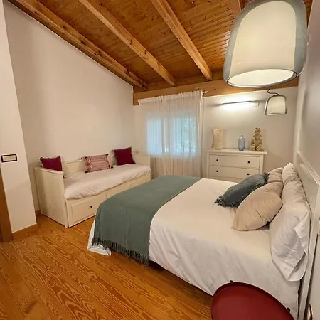 Casa El Jardin Vertical Con 5 Y Un Salon Comedor Ferienhaus