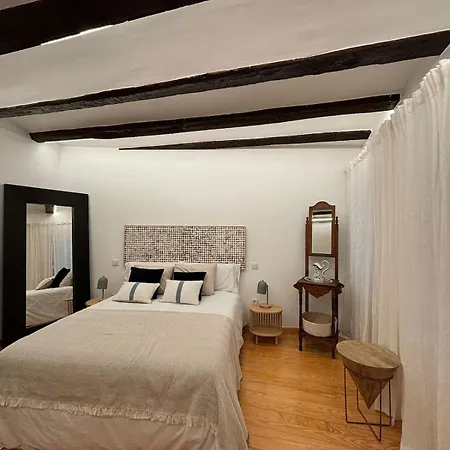 Casa El Jardin Vertical Con 5 Y Un Salon Comedor Ferienhaus Villaverde-Penahorada