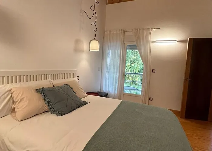 Casa El Jardin Vertical Con 5 Y Un Salon Comedor