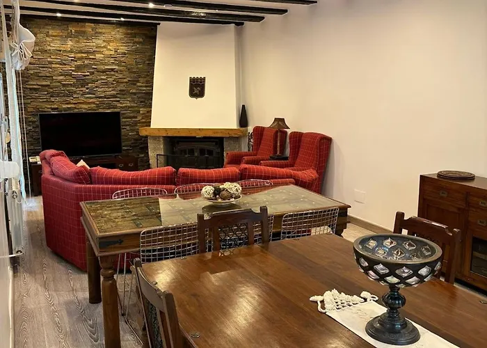 Casa El Jardin Vertical Con 5 Y Un Salon Comedor